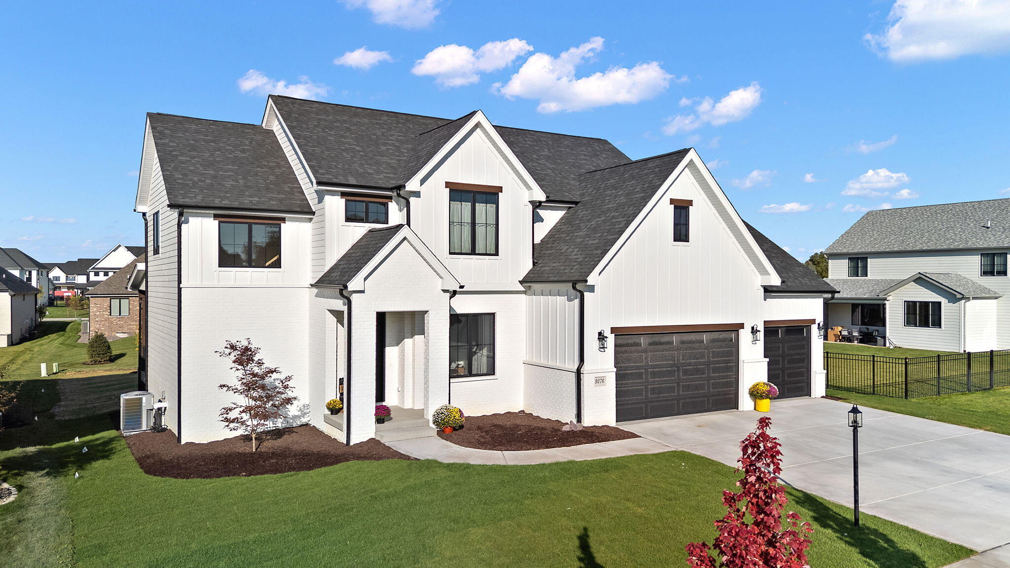 9701 Sweetspire Avenue