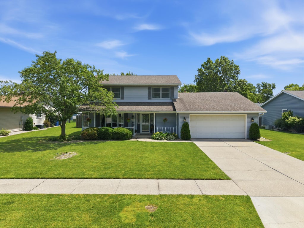 Photo of 730 Meadow Lane, Crown Point, IN 46307 (MLS # 840814)