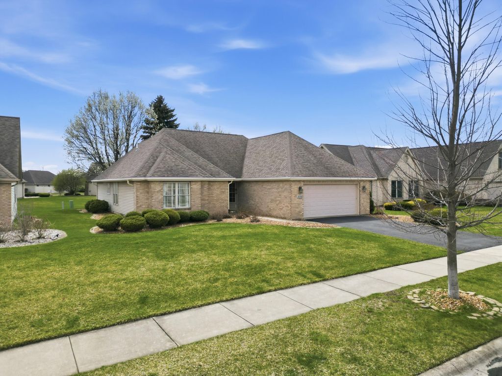 Photo of 2036 Northwood Lane, Highland, IN 46322 (MLS # 836894)