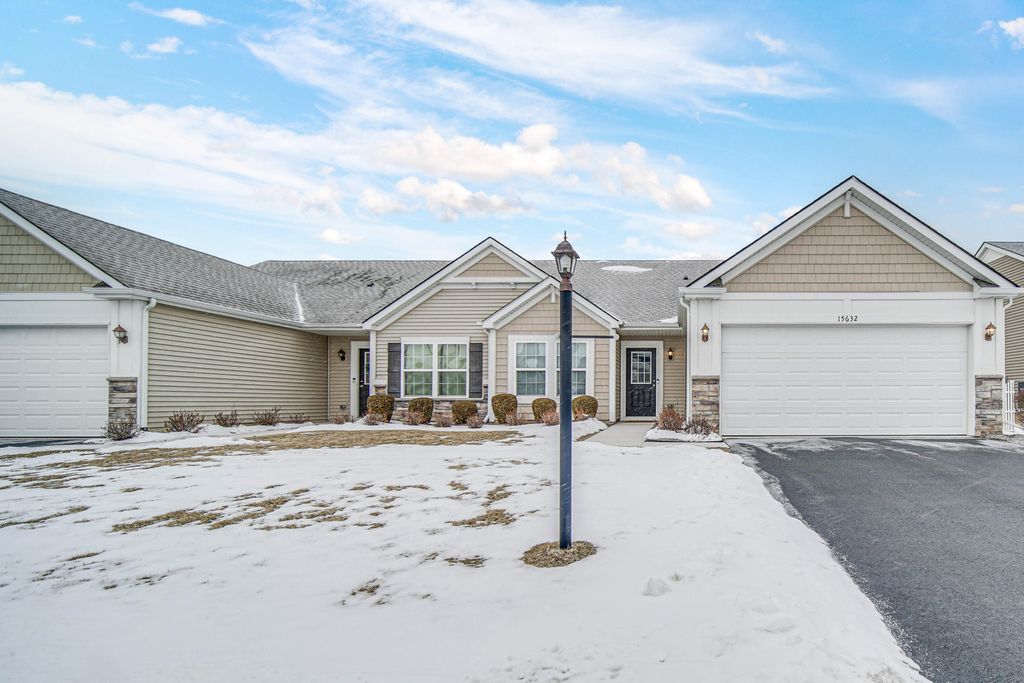 Photo of 15632 W 102nd Place, Dyer, IN 46311 (MLS # 833761)