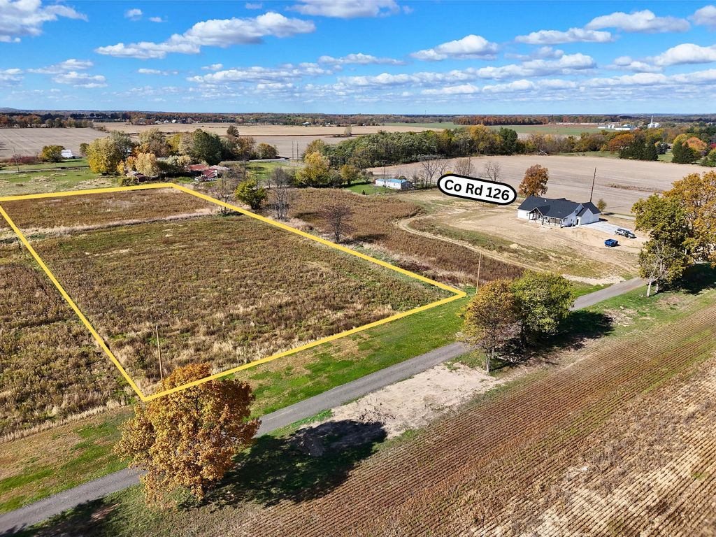 Photo of 18846 Co Rd 126, Goshen, IN 46528 (MLS # 830223)