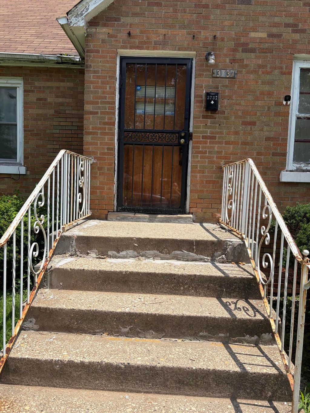 Photo of 3737 Washington Street, Gary, IN 46408 (MLS # 841809)