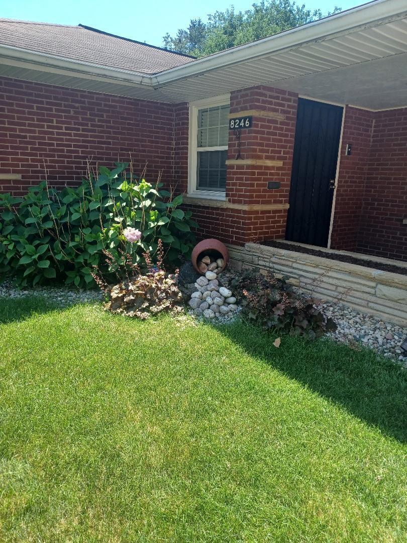 Photo of 8246 Northcote Avenue, Munster, IN 46321 (MLS # 842274)