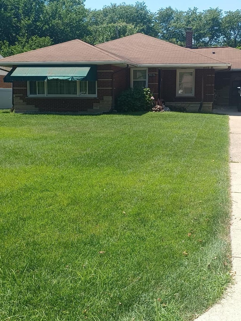 Photo of 8246 Northcote Avenue, Munster, IN 46321 (MLS # 842274)