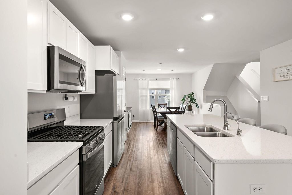 Photo of 8716 Orchid Drive, Saint John, IN 46373 (MLS # 837595)