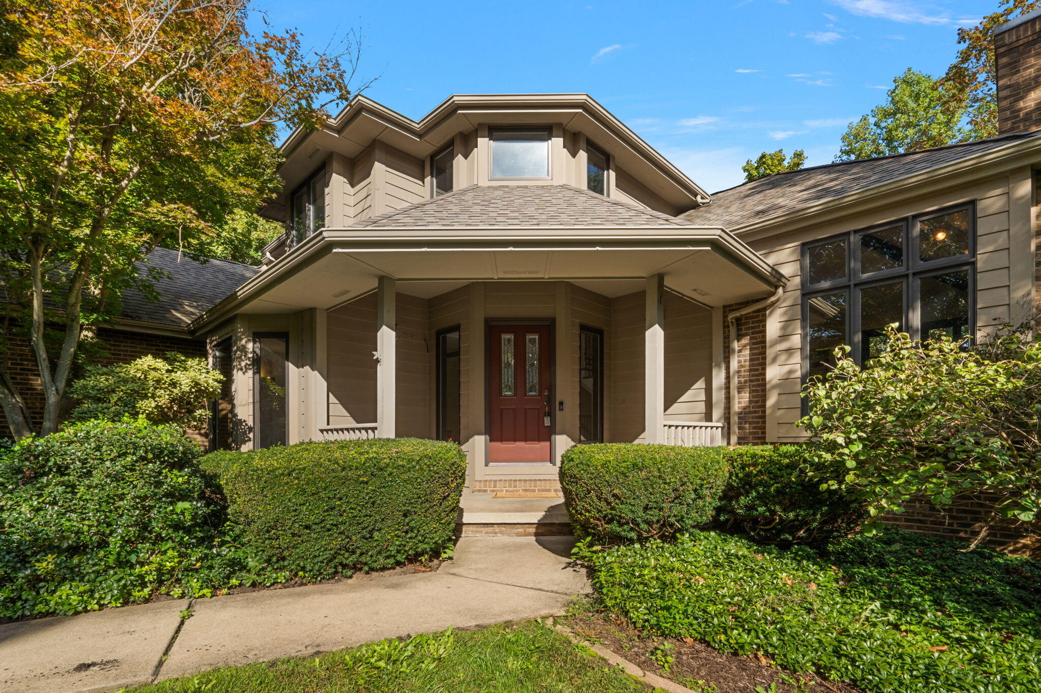 239 Crabapple Lane