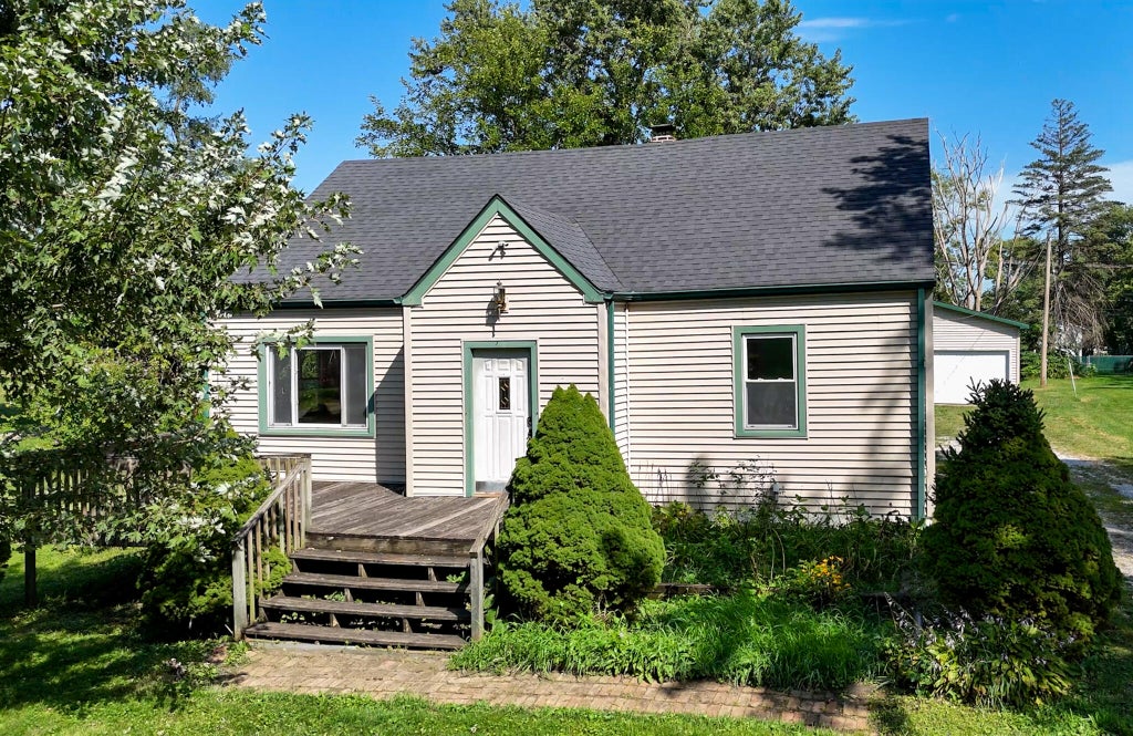 Photo of 7501 Independence Street, Merrillville, IN 46410 (MLS # 845595)