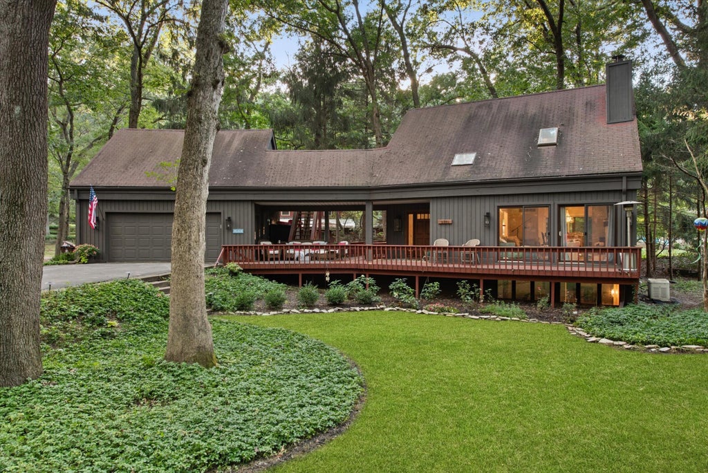 Photo of 3523 Pottawattomie Trail, Michigan City, IN 46360 (MLS # 845618)