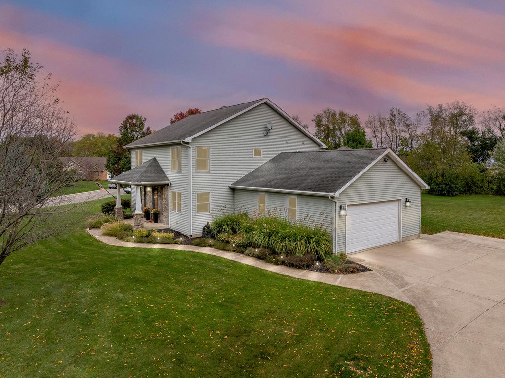 Photo of 151 Congress Drive, Valparaiso, IN 46383 (MLS # 829796)
