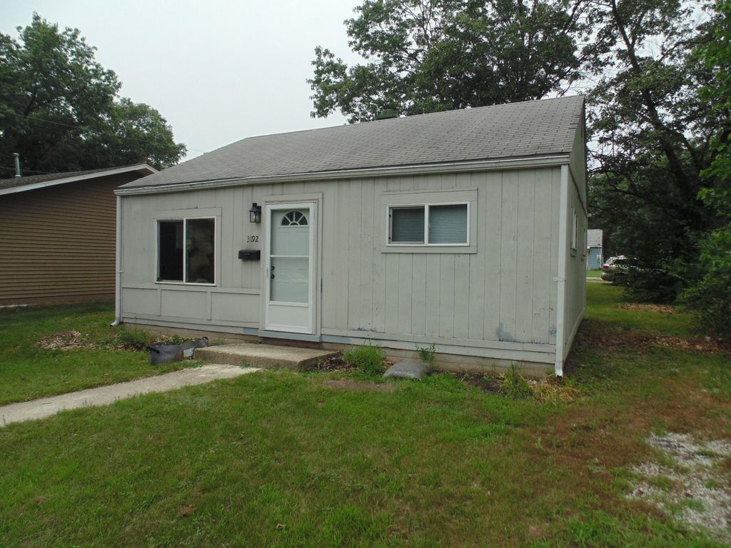 Photo of 3192 Pulaski Street, Hobart, IN 46342 (MLS # 842678)