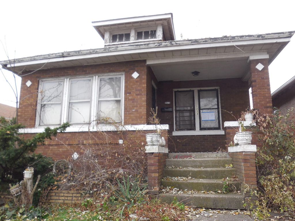 Photo of 1313 Harrison Street, Gary, IN 46407 (MLS # 836487)