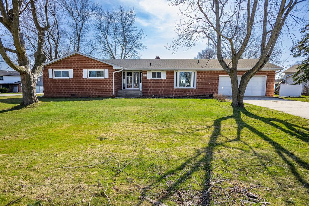 Photo of 3314 Rustic Lane, Crown Point, IN 46307 (MLS # 837830)