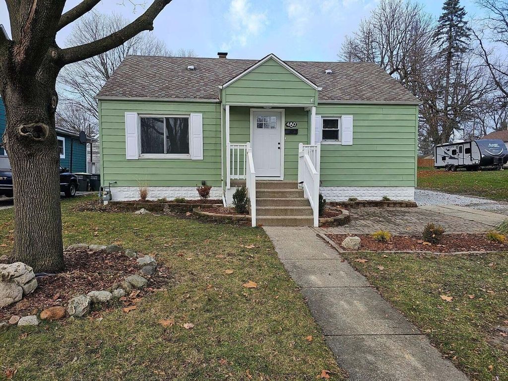 Photo of 480 Grove Avenue, Valparaiso, IN 46385 (MLS # 835277)