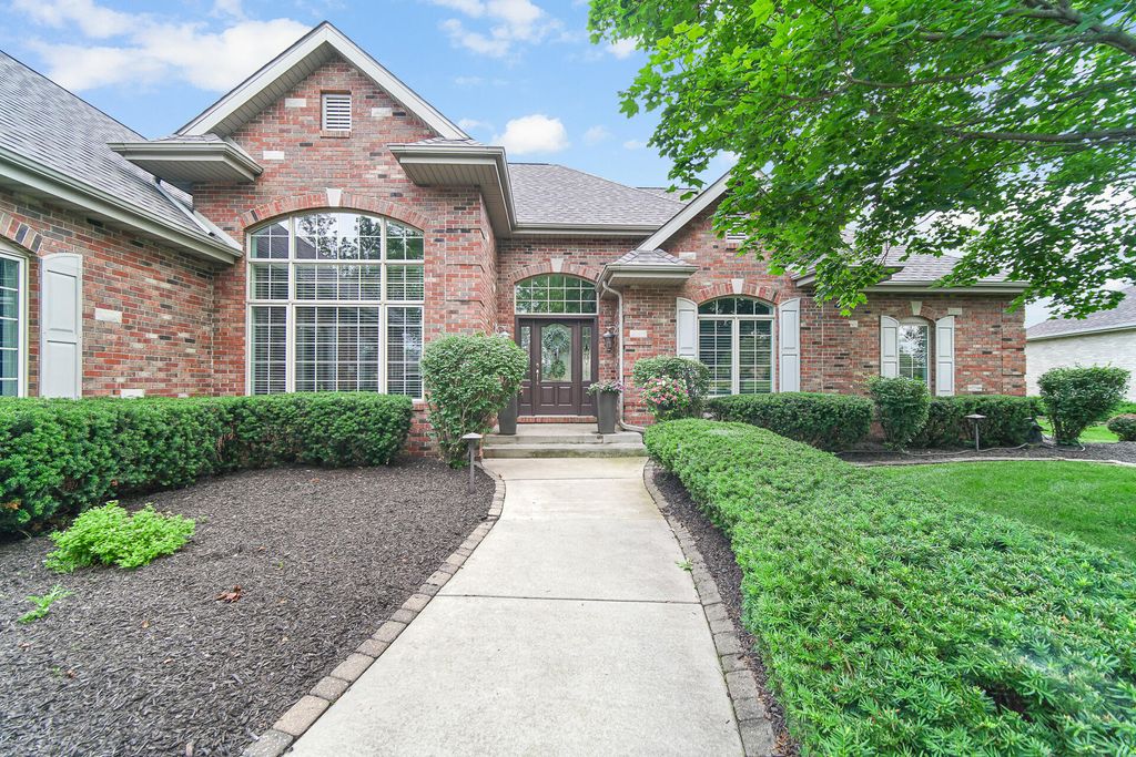 Photo of 1626 Truchard Court, Crown Point, IN 46307 (MLS # 841544)