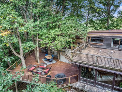 1 Skyline Drive, Portage, IN 46368 - #: 829904