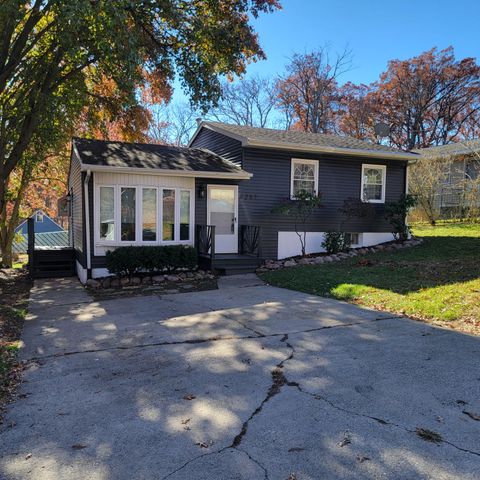 Property photo of 8207 W 127th Avenue, Cedar Lake, IN 46303