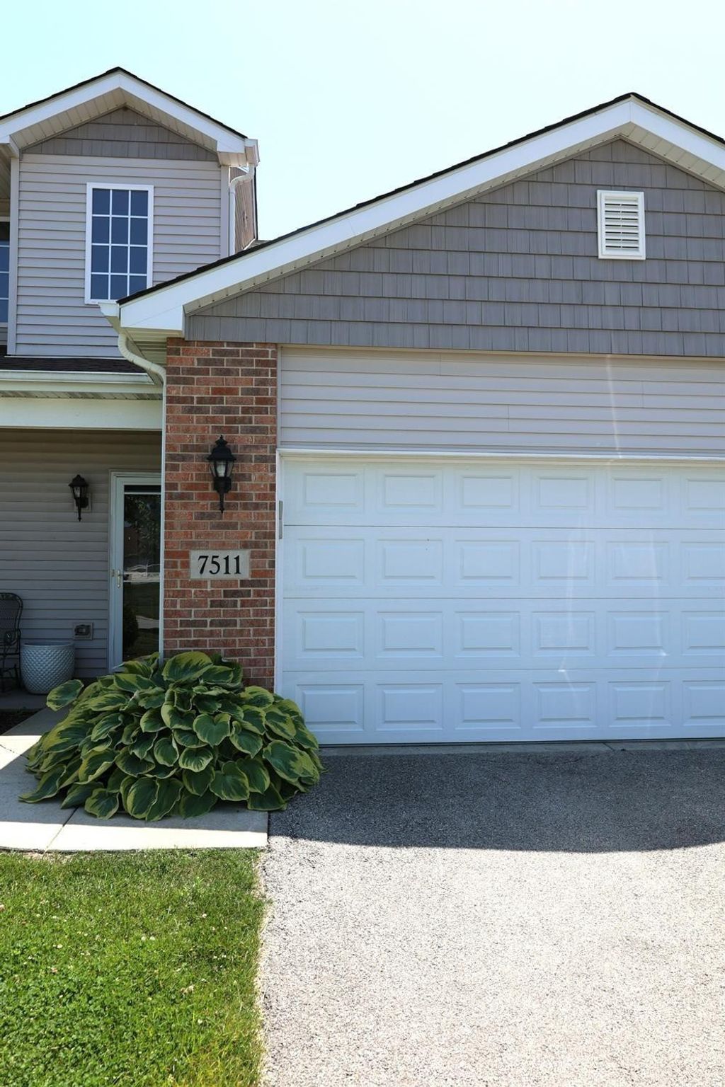 Photo of 7511 E 111th Lane, Crown Point, IN 46307 (MLS # 836880)