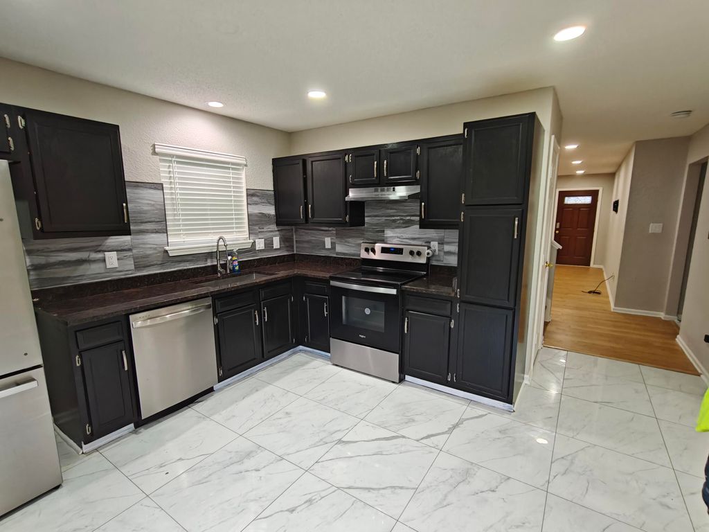 Photo of 3245 Blue Ash Lane, Indianapolis, IN 46239 (MLS # 837801)