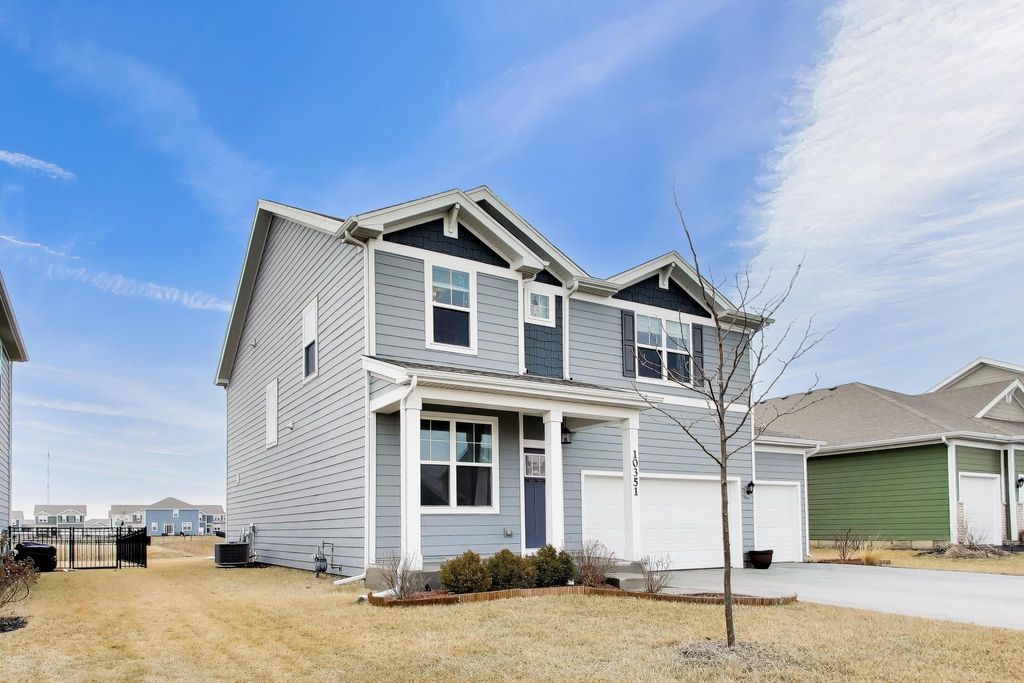 Photo of 10351 Privet Drive, Crown Point, IN 46307 (MLS # 835085)