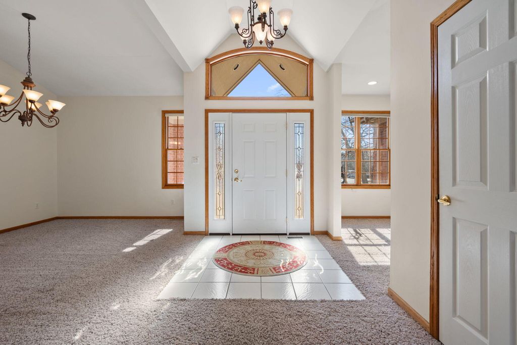 Photo of 941 Boxwood Drive, Munster, IN 46321 (MLS # 834754)