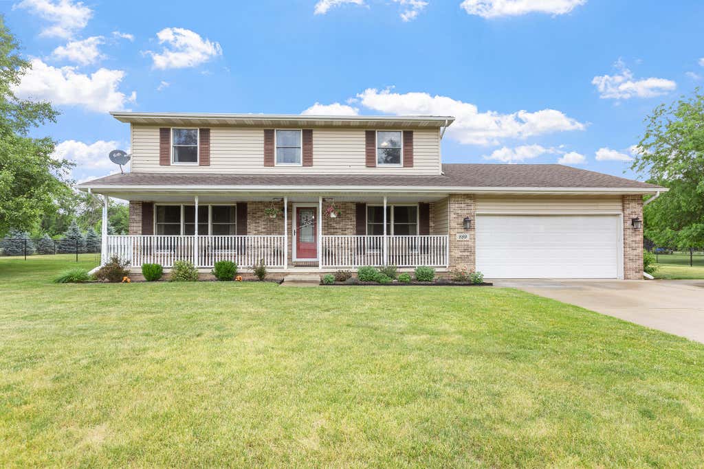 Photo of 889 Rustic Acres Lane, Hebron, IN 46341 (MLS # 840534)