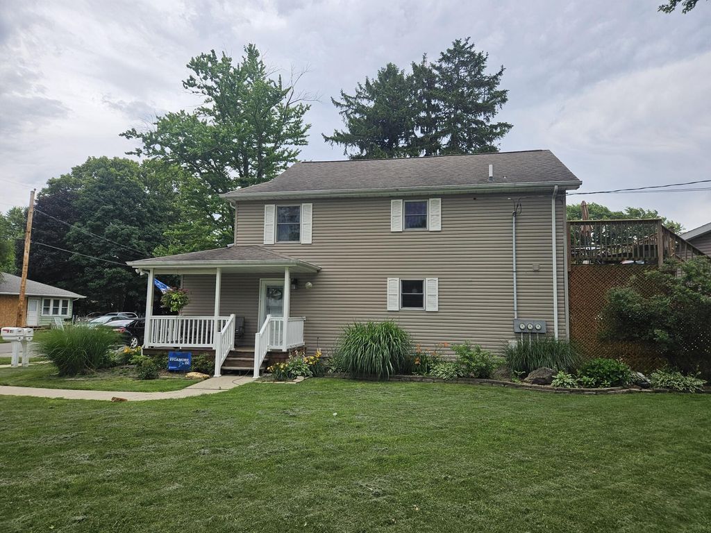 Photo of 79 Lansing Street, La Porte, IN 46350 (MLS # 840883)