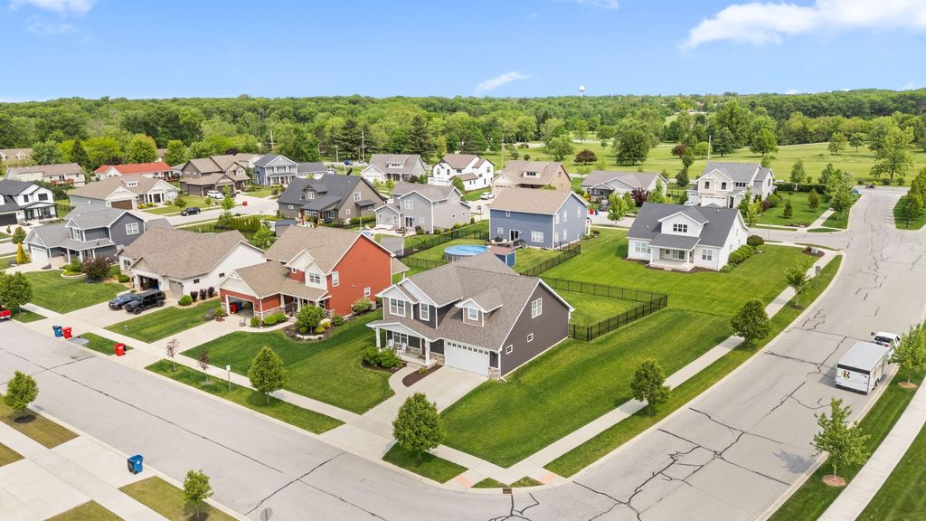 Photo of 5822 Tahoe Place, Cedar Lake, IN 46303 (MLS # 829271)