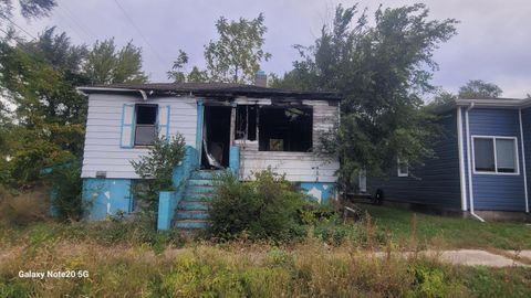 824 E 15th Avenue, Gary, IN 46407 - #: 829736