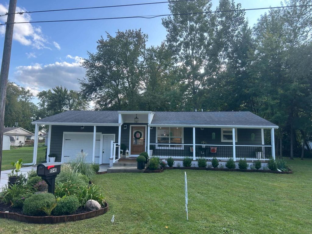 Photo of 5345 E Summerholme Drive, Knox, IN 46534 (MLS # 836587)