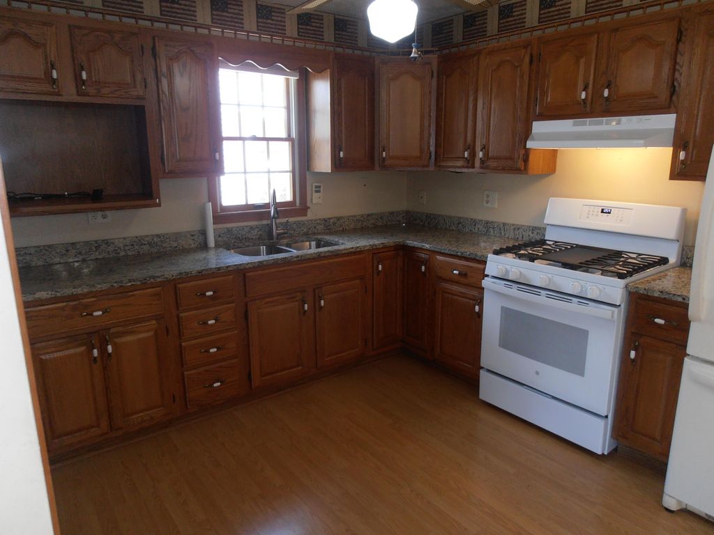 Photo of 9402 Ellen Drive, Highland, IN 46322 (MLS # 837619)