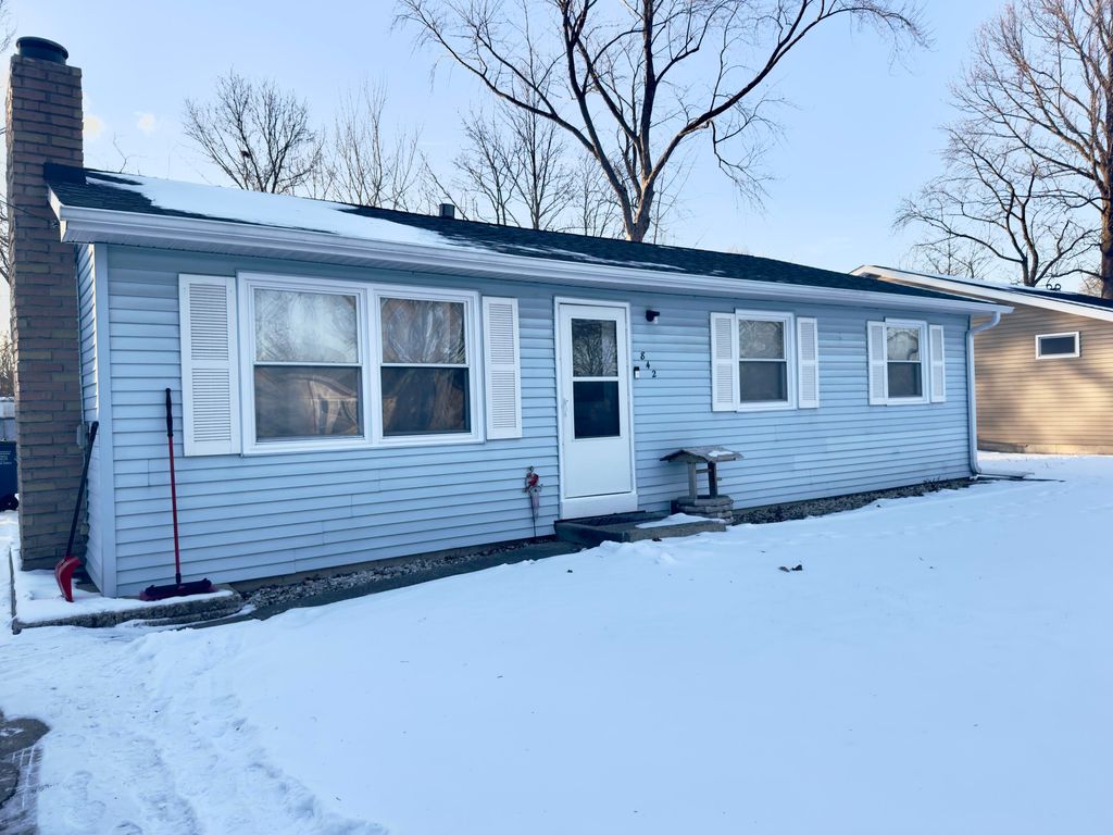 Photo of 842 Fairview Street, Westville, IN 46391 (MLS # 833513)
