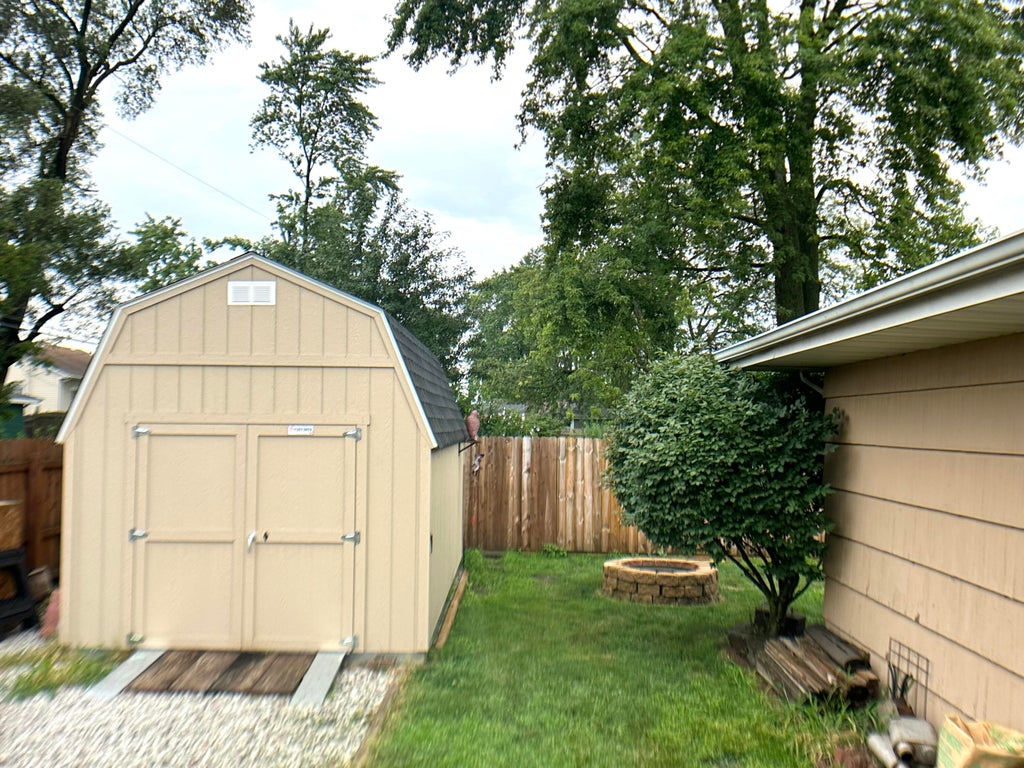 Photo of 918 N Harvey Street, Griffith, IN 46319 (MLS # 846041)