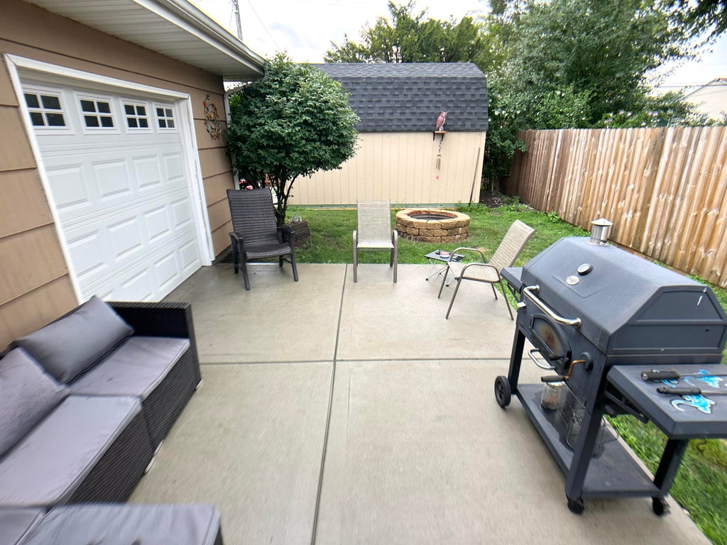 Photo of 918 N Harvey Street, Griffith, IN 46319 (MLS # 846041)