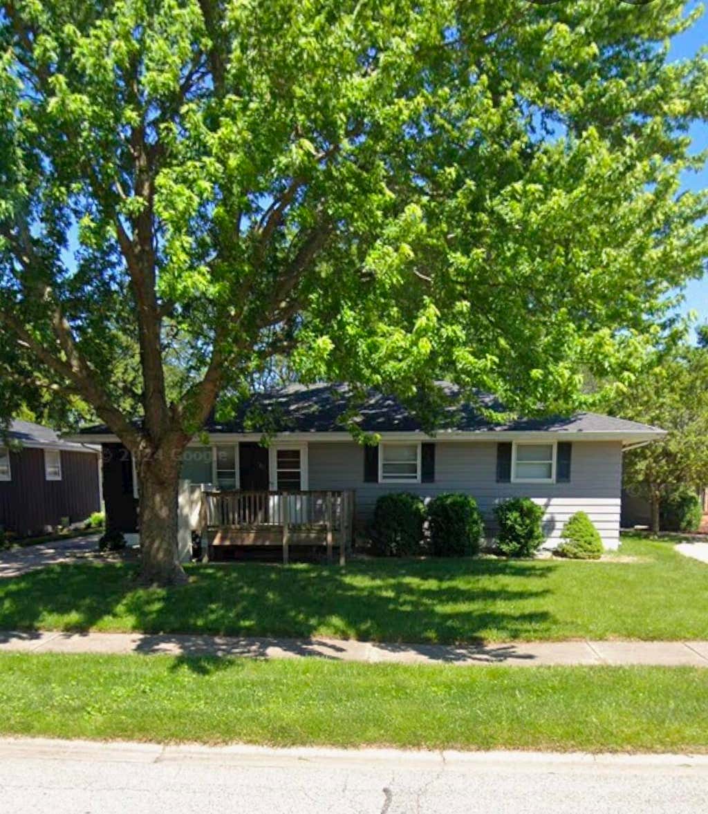 Photo of 9317 Southmoor Avenue, Highland, IN 46322 (MLS # 843160)