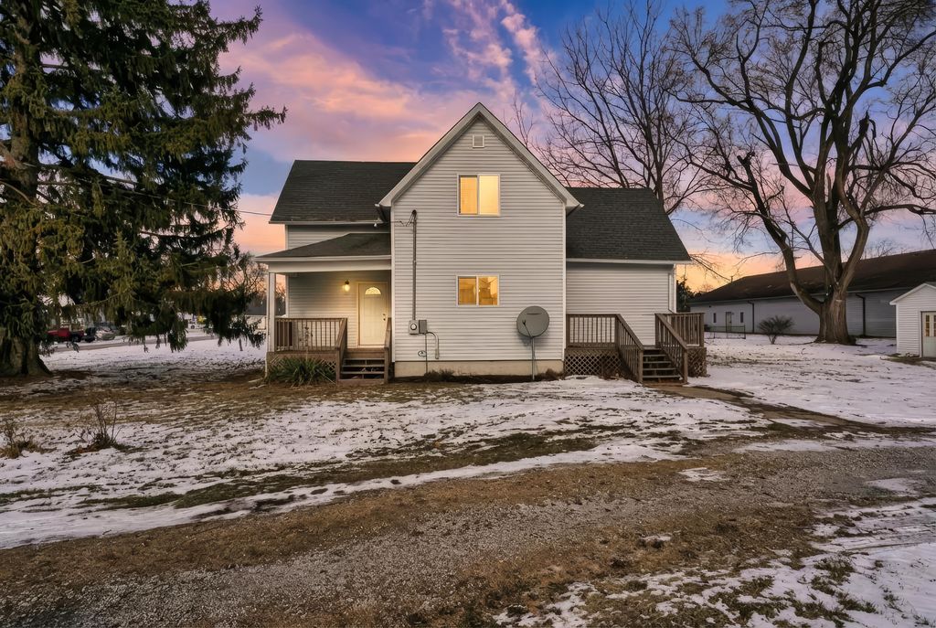 Photo of 105 S Kimball Street, Kouts, IN 46347 (MLS # 832995)