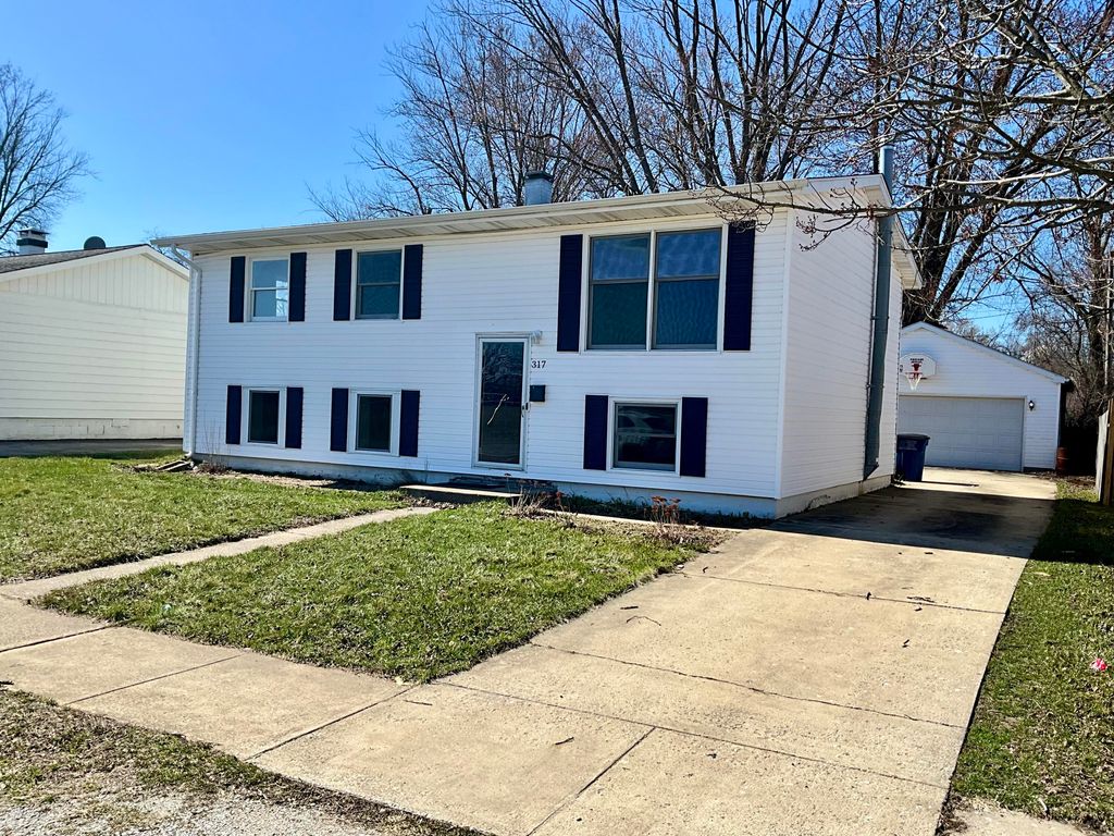 Photo of 317 Redpath Avenue, Michigan City, IN 46360 (MLS # 835600)