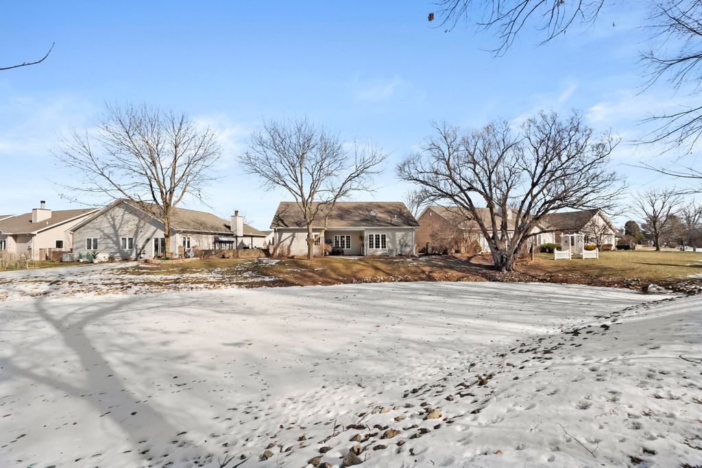 Photo of 1730 Redbud Drive, Hobart, IN 46342 (MLS # 838878)
