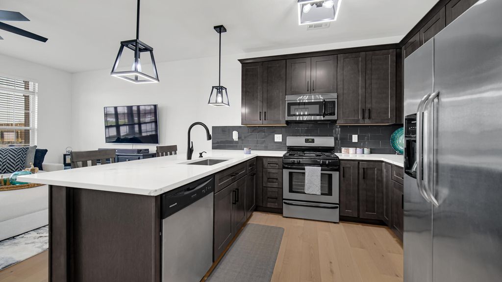 Photo of 938 Fountain Place, Schererville, IN 46375 (MLS # 836459)