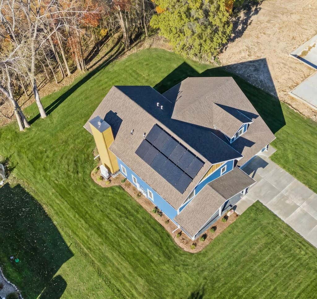 Photo of 103 Mayfield Drive, Michigan City, IN 46360 (MLS # 843413)