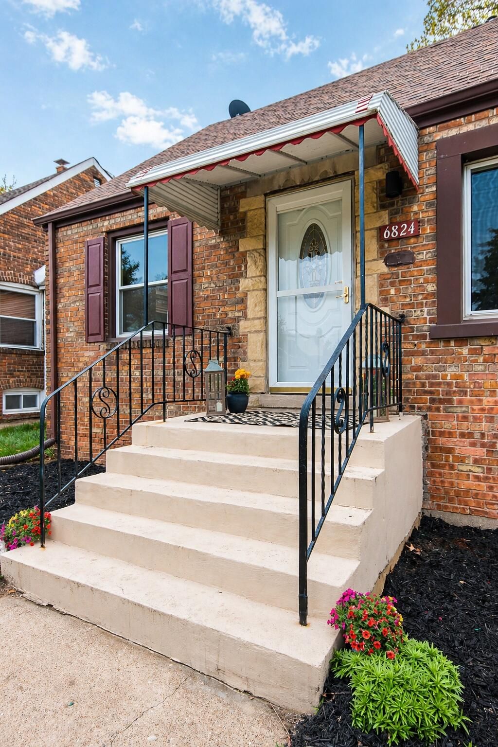 Photo of 6824 Schneider Avenue, Hammond, IN 46323 (MLS # 838021)