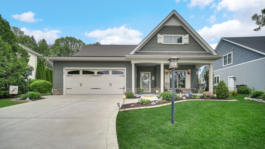 Photo of 60 N Prairie Parkway, Valparaiso, IN 46385 (MLS # 839203)