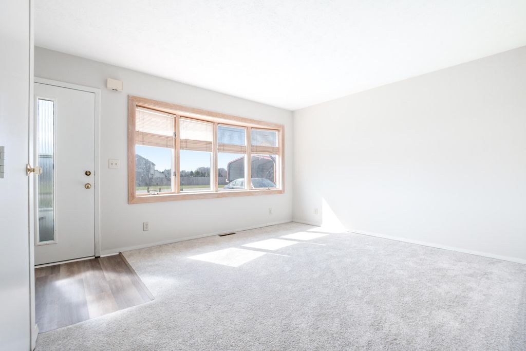 Photo of 8977 E Chicago Trail, New Carlisle, IN 46552 (MLS # 836113)