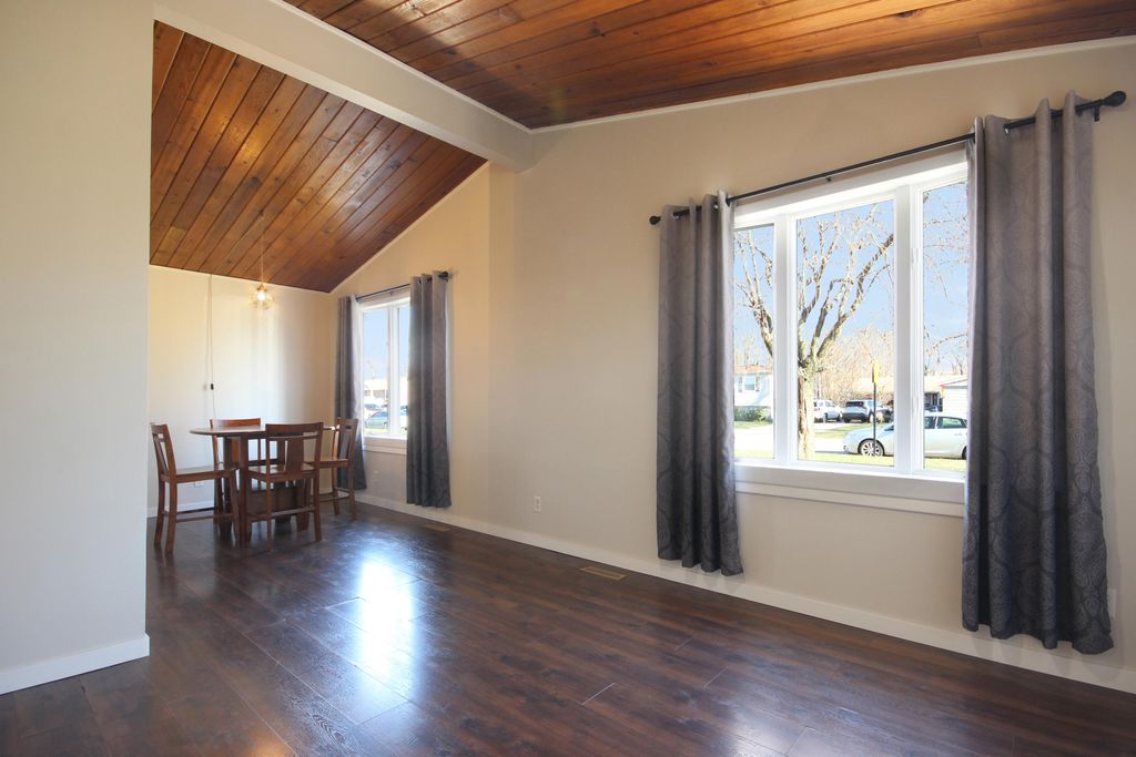 Photo of 1016 N Wheeler Street, Griffith, IN 46319 (MLS # 831589)