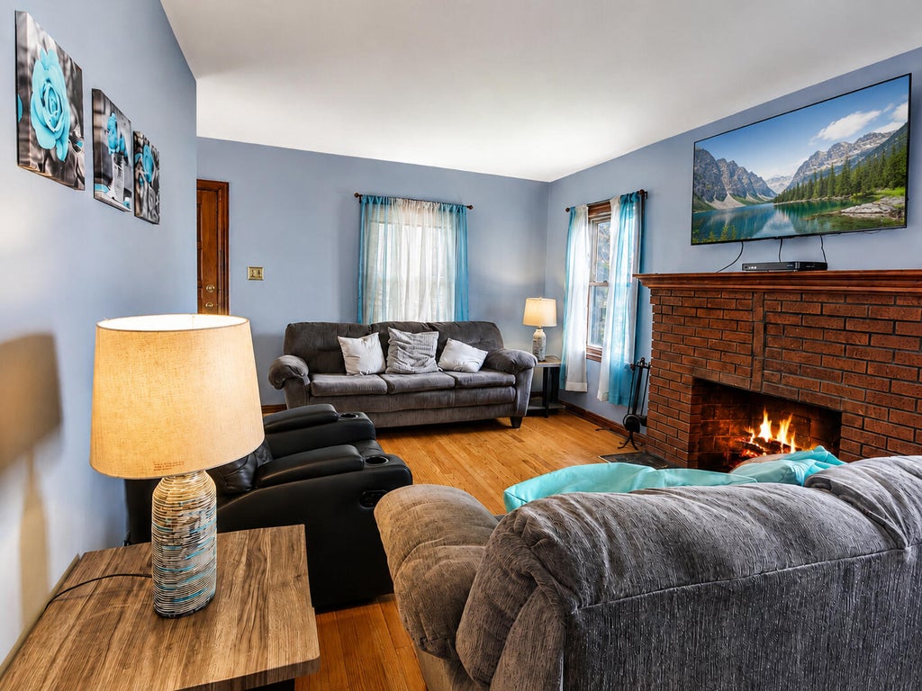 Photo of 914 E 176th Street, Hammond, IN 46324 (MLS # 843702)