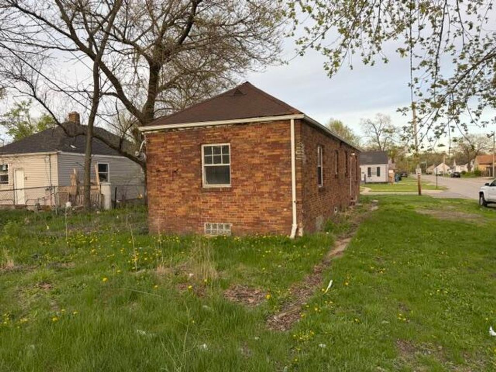 Photo of 574 Ralston Street, Gary, IN 46406 (MLS # 840646)