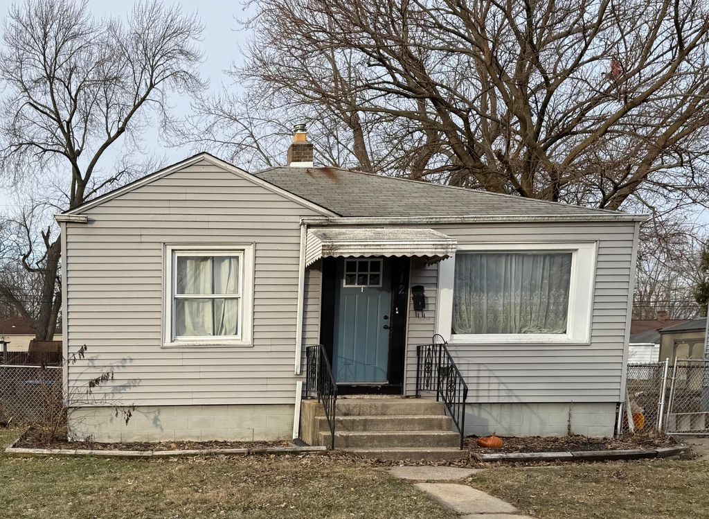 Photo of 312 N Colorado Street, Hobart, IN 46342 (MLS # 832098)