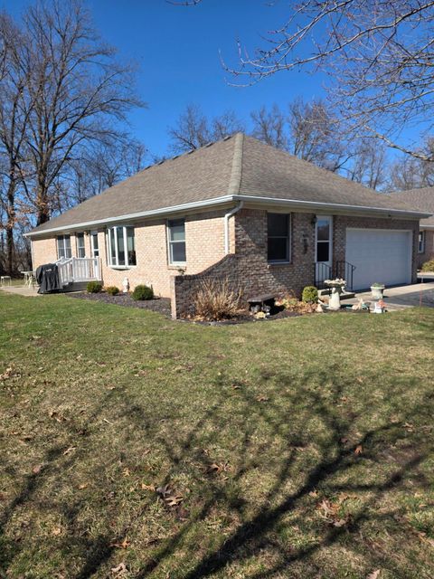 Property photo of 516 Begonia Street Se A, Demotte, IN 46310