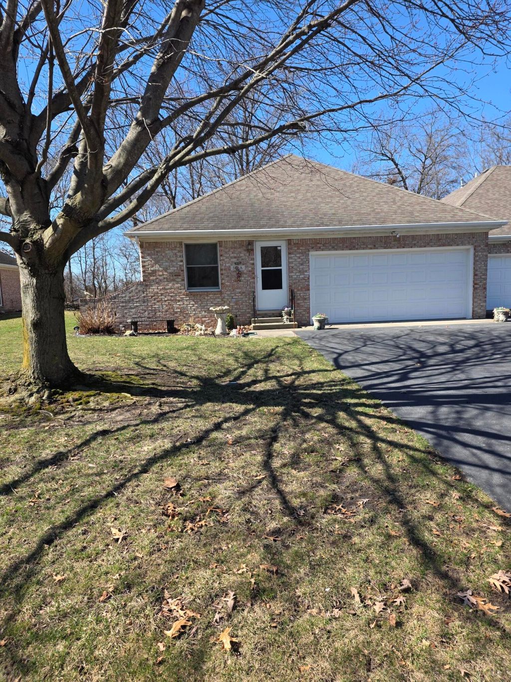 Photo of 516 Begonia Street SE #A, DeMotte, IN 46310 (MLS # 835159)