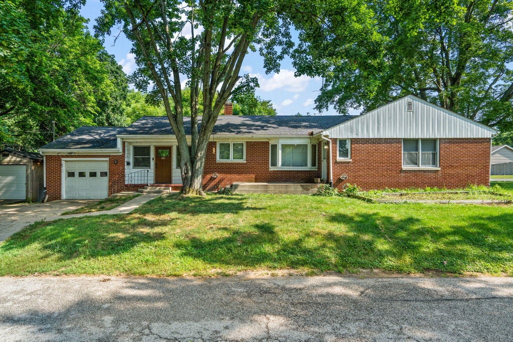 Photo of 601 Madison Street, Valparaiso, IN 46385 (MLS # 842697)