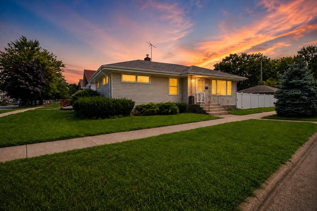 Photo of 3006 163rd Place, Hammond, IN 46323 (MLS # 843777)